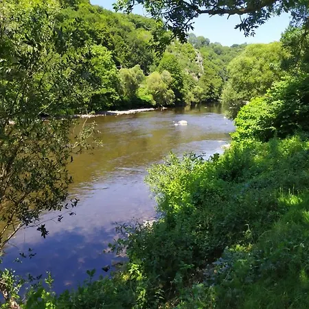 The River's Stones Dom wakacyjny